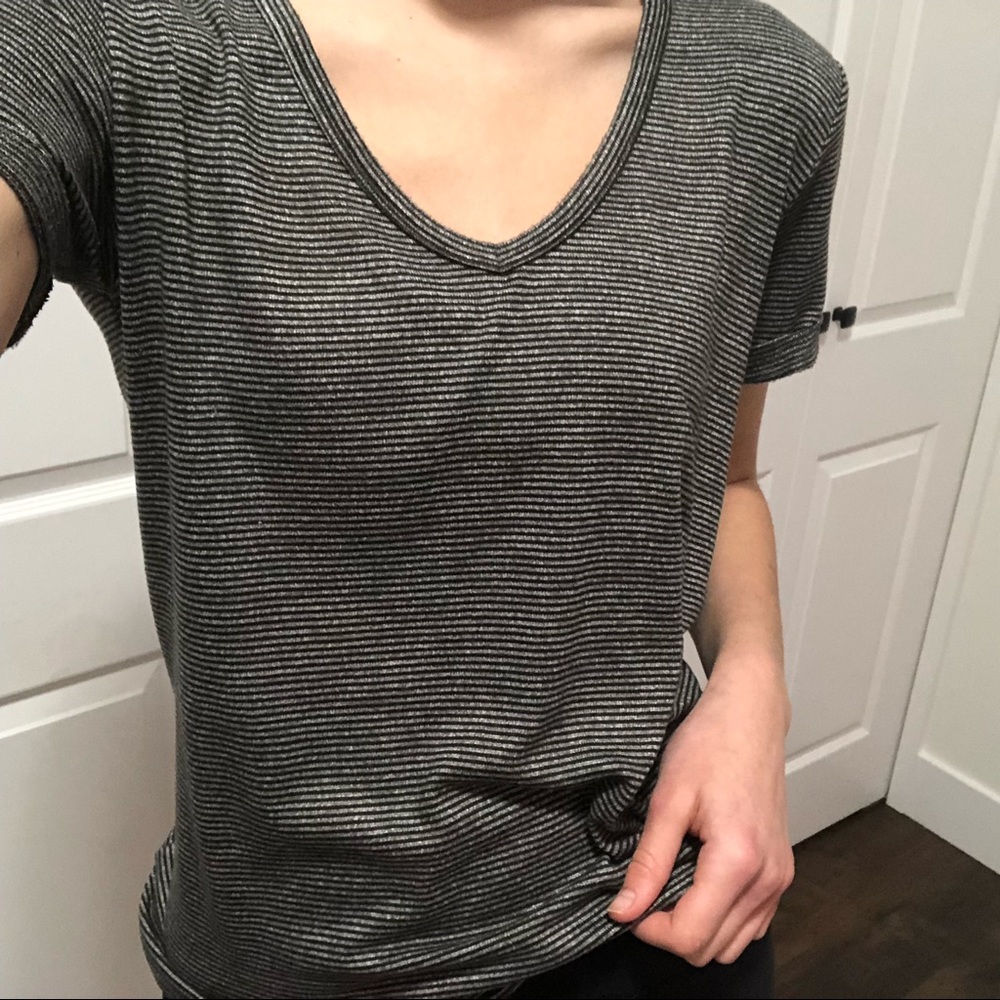 American Eagle Soft & Sexy Striped V-Neck Tee-Shirt